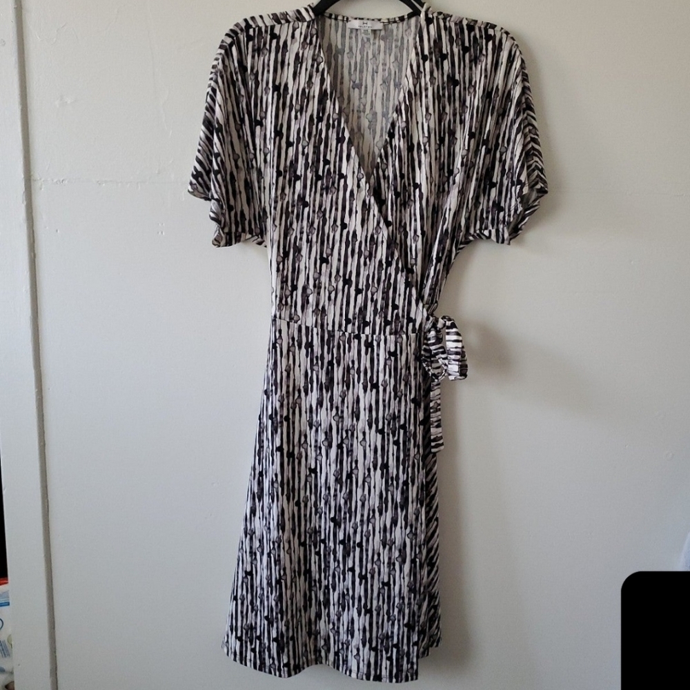 NWOT Halston Wrap Around Dress M